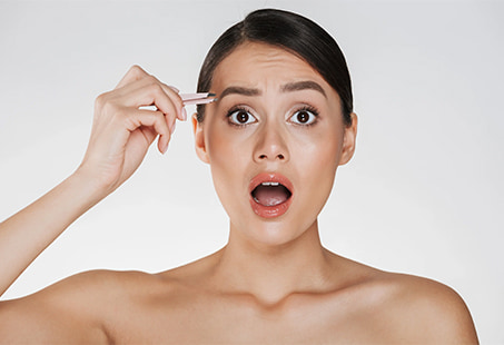 Eyebrow Hair Loss: 20+ Causes, Solution & Prevention | Longevita