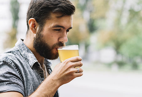 can i drink alcohol before hair transplant