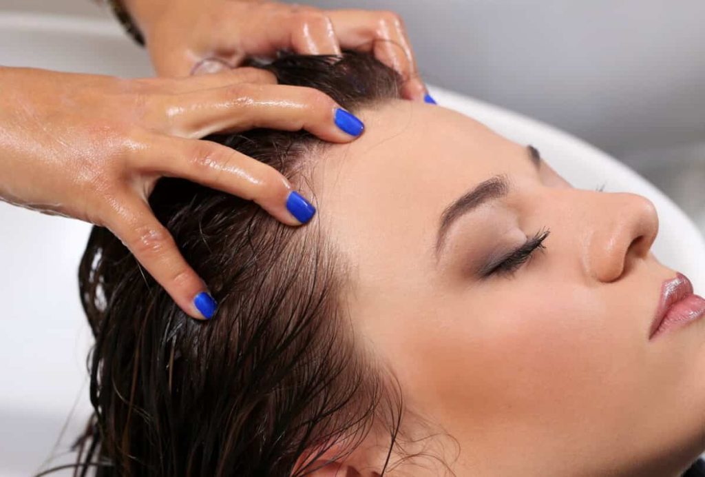 Scalp massage to prevent hair loss