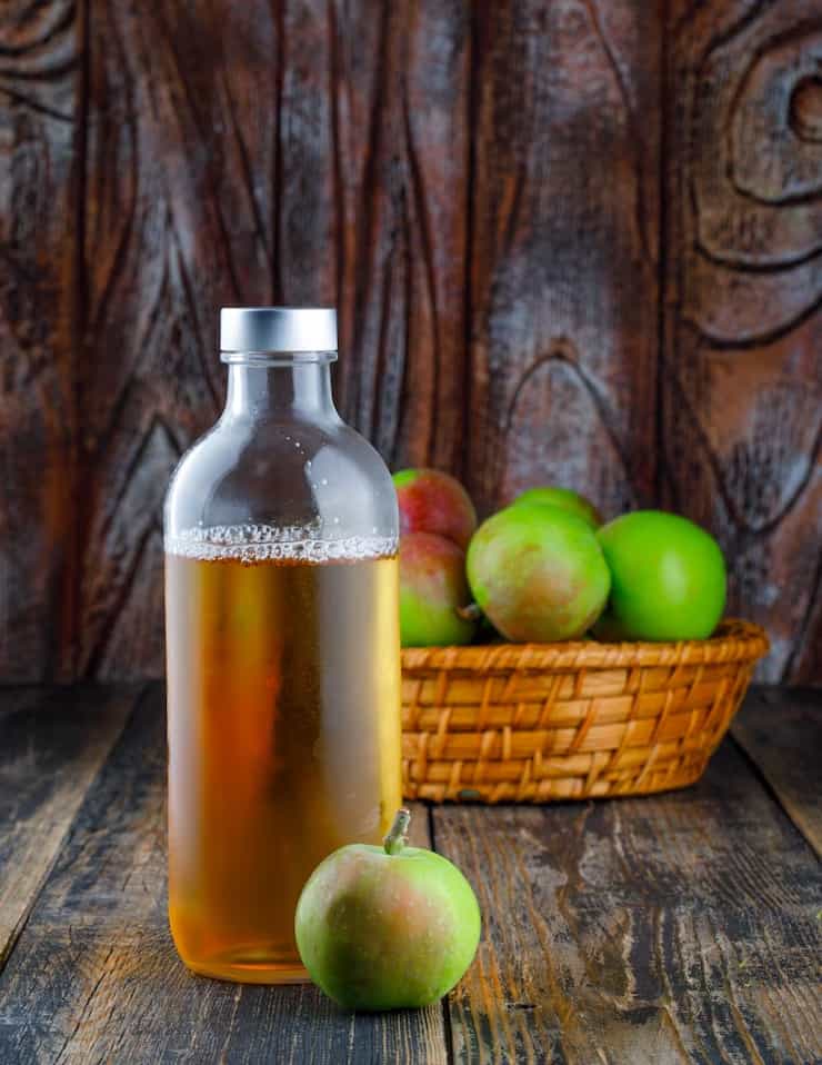 Apple cider vinegar for healthy hair