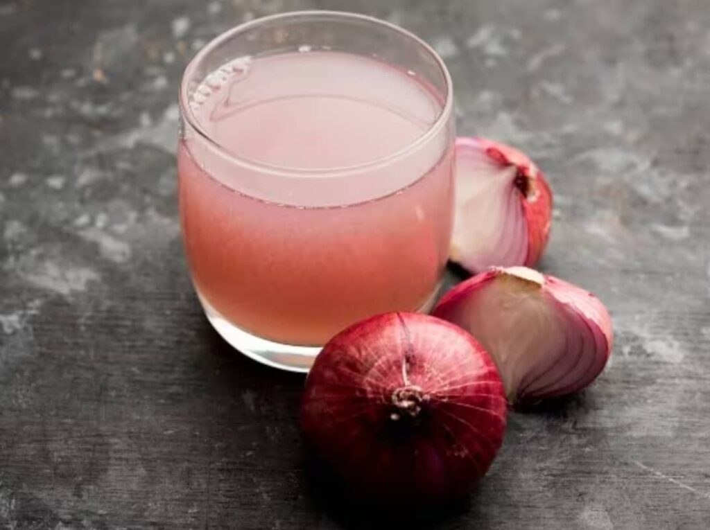 Onion juice for natural regrowth