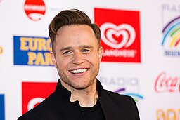 Olly Murs after alleged hair transplant in 2017